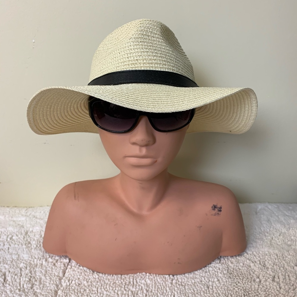 Panama Outback Hat - Picture 1 of 5